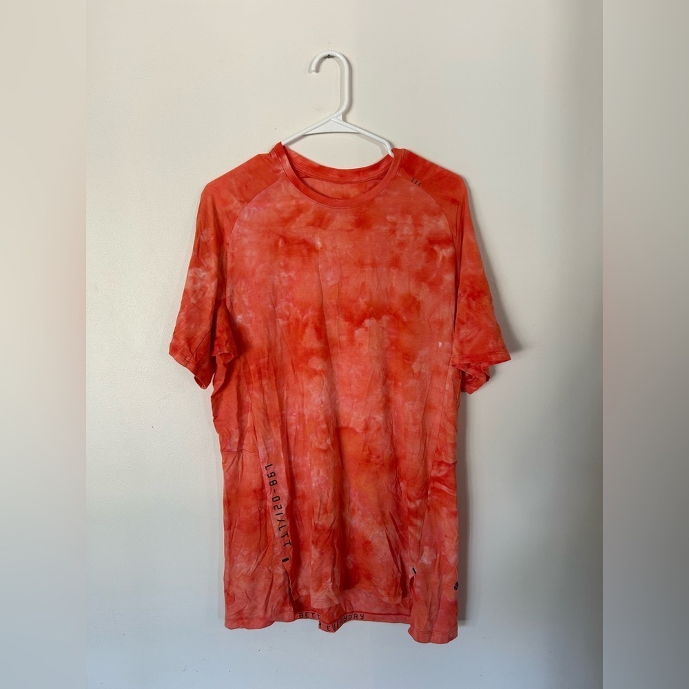 Lululemon Always Agile Short Sleeve Spray Dye
Diamond Dye White Warm Coral Large